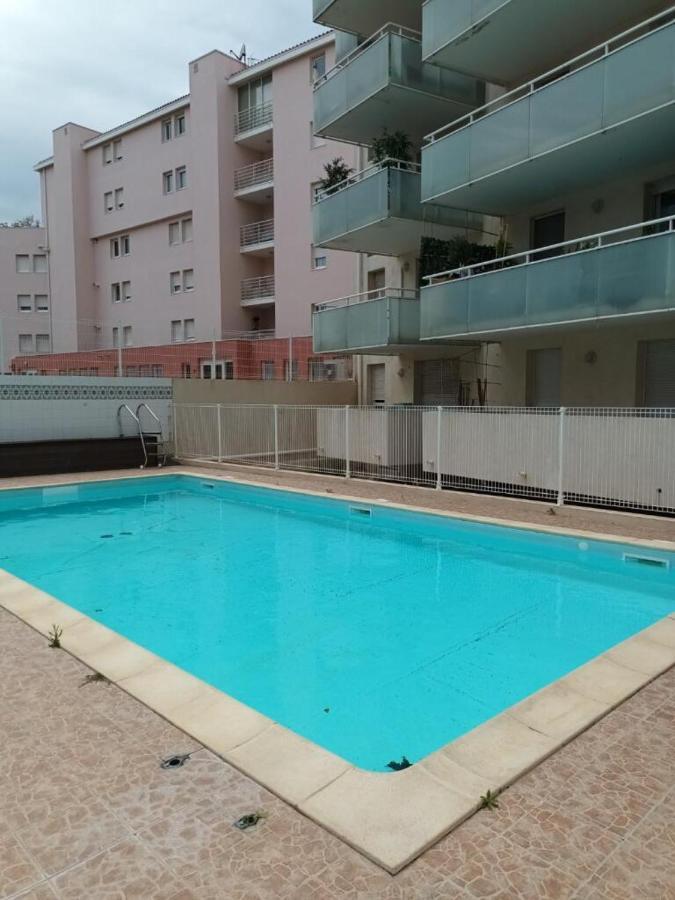 T2, Climatise, Wifi, Parking Et Piscine Prives Apartment